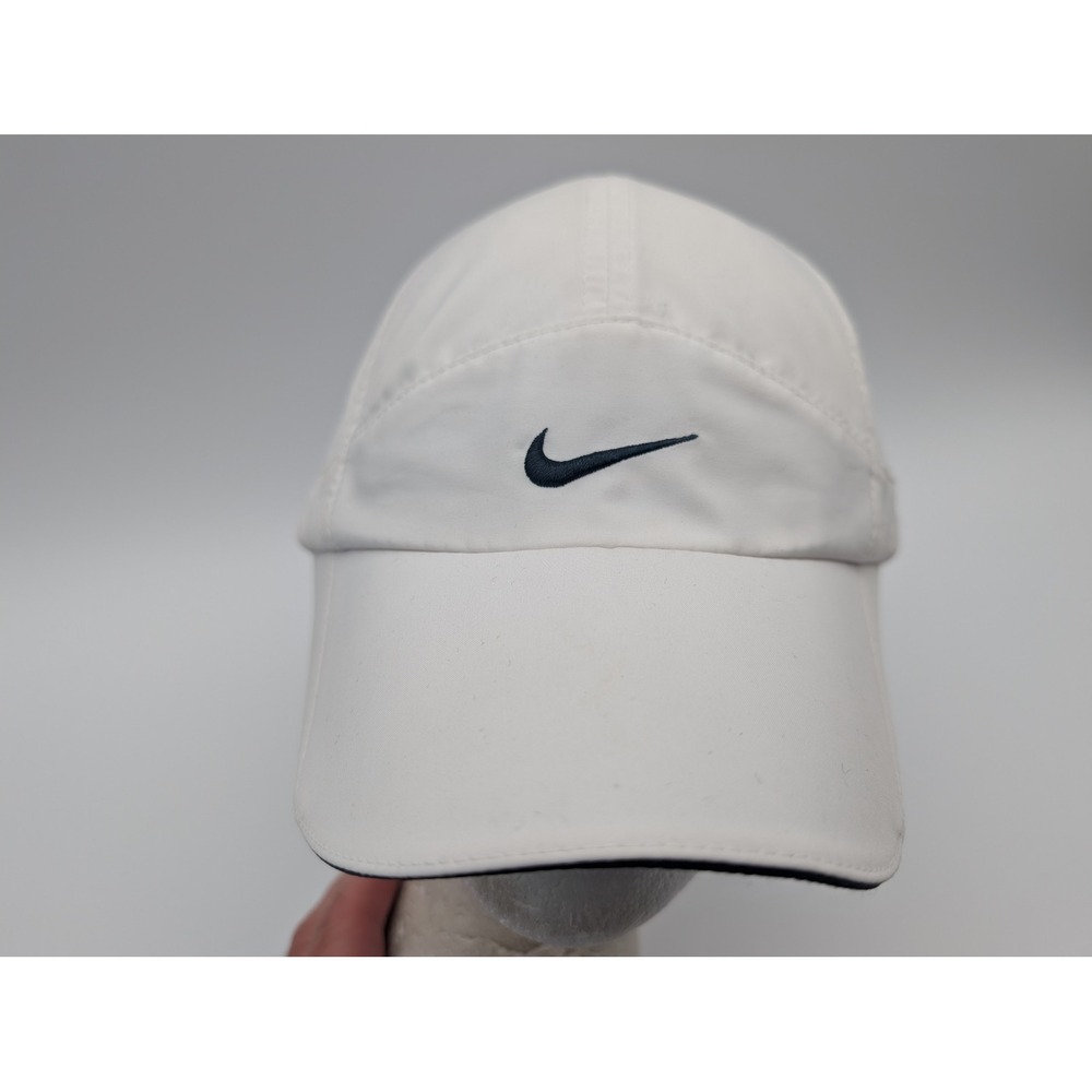 Nike FIT DRY Running Hat White Mesh Performance Cap 7 Panel Tailwind 595511-100